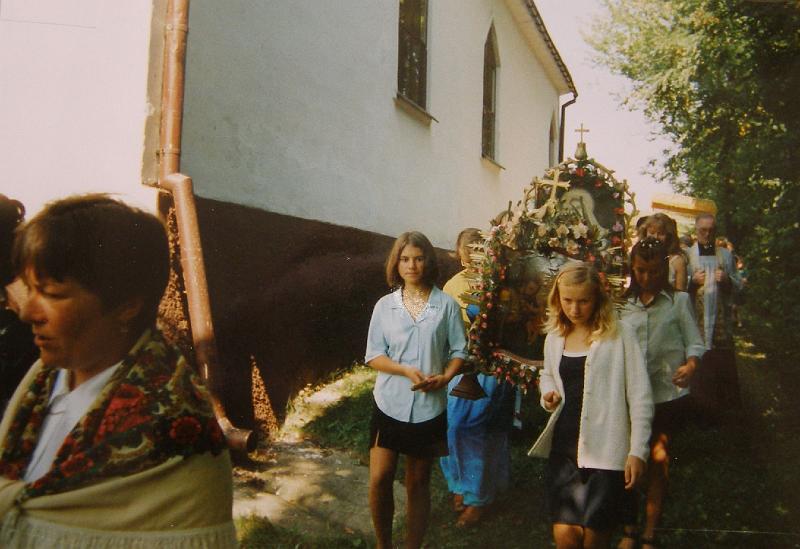 parafia polskokatolicka 1_93.jpg - Rok 2000 - 10 września. Odpust i uroczystości 75. lecia parafii